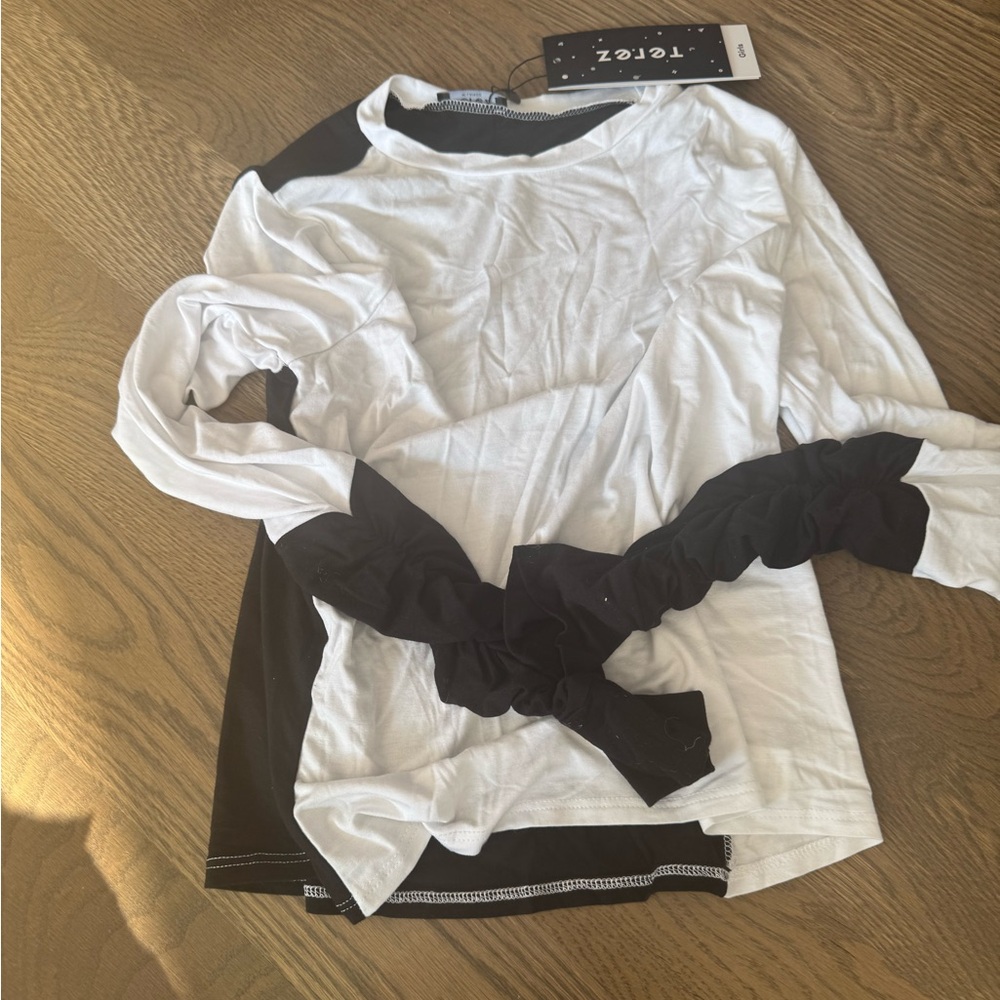Terra White and Black Long Sleeve Top